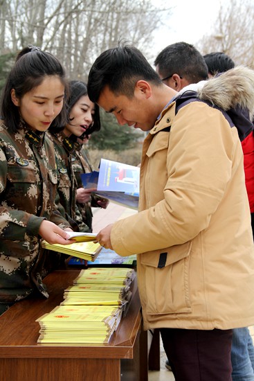 西藏开展新《西藏自治区边境管理条例》宣传活