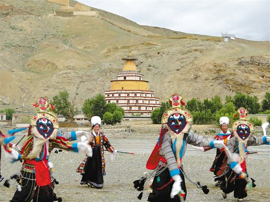 西藏日喀则昂仁县迥巴藏戏