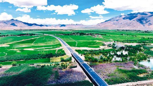 西藏加快推進綠色公路建設健全生態環保制度