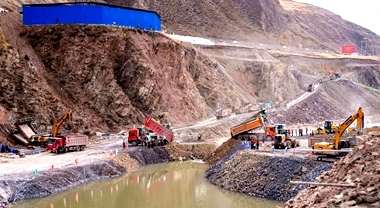 西藏梅帕塘水庫工程如期實現截流