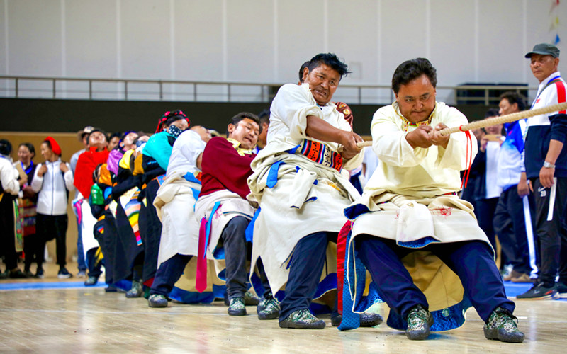 西藏拉萨：农牧民运动会“赛”出幸福生活
