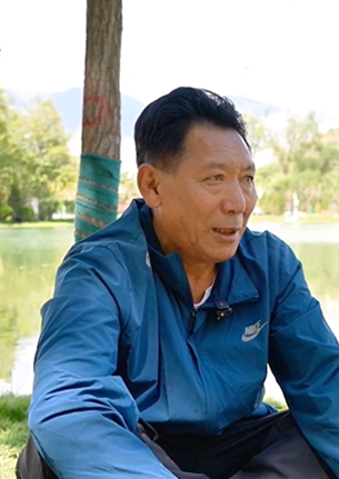 拉巴次仁开了30年的茶馆，变成了这样