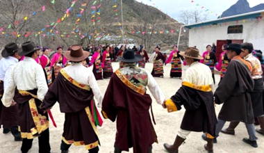 滇藏新通道上迎春节庆纷至沓来