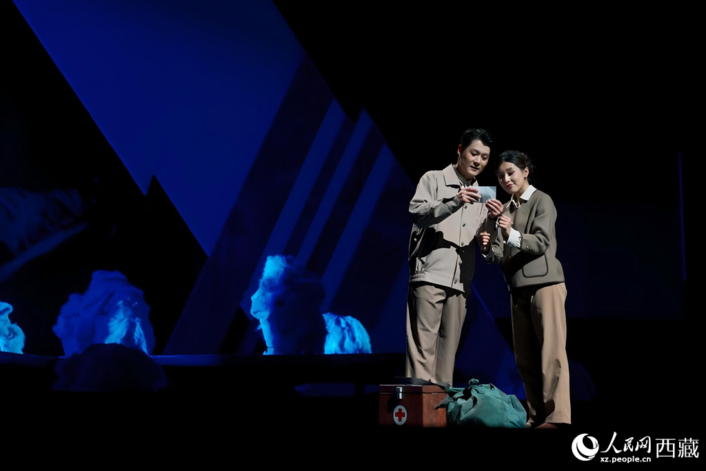 中國首部踢踏舞劇《扎西夏卓》亮相西藏大劇院【8】