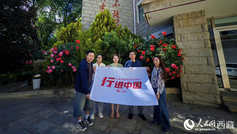 在拉萨西站，感受西藏发展的脉动