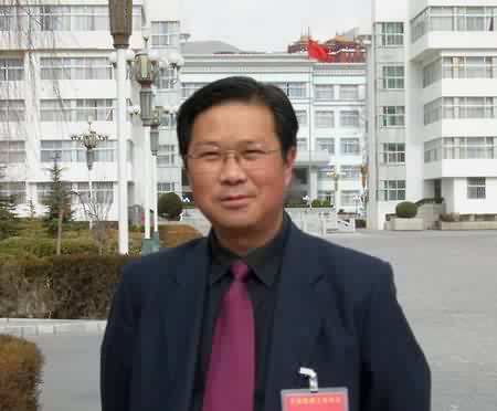 西藏社科院党委书记孙勇展望2010年经济社会