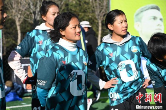 西藏民间女足赛事：关于重返青春和足球热情